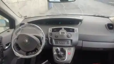 Veículo de Sucata renault scenic ii authentique do ano 0 alimentado 