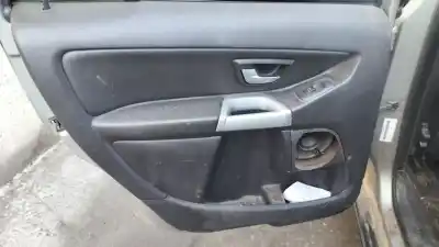 Veicolo di demolizione volvo xc90 d5 kinetic dell'anno 2004 alimentato d5244t