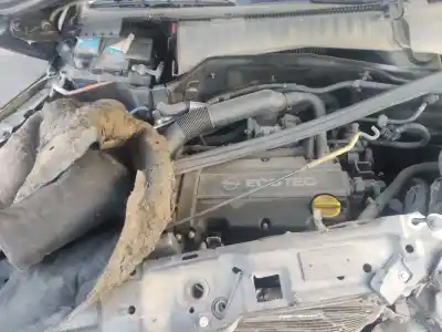Veículo de Sucata opel corsa d sport do ano 2005 alimentado z12xep