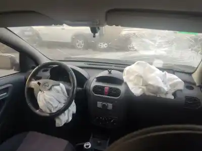 Veículo de Sucata opel corsa d sport do ano 2005 alimentado z12xep