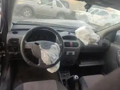 Veículo de Sucata opel corsa d sport do ano 2005 alimentado z12xep