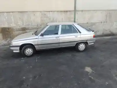 Здавання транспортного засобу renault 11 renault 11 gtl 1.4 року 1987 потужний 