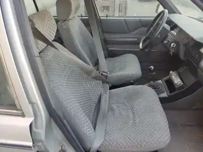 Здавання транспортного засобу renault 11 renault 11 gtl 1.4 року 1987 потужний 