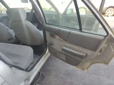 Здавання транспортного засобу renault 11 renault 11 gtl 1.4 року 1987 потужний 