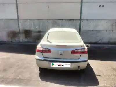 Здавання транспортного засобу renault laguna ii (bg0) authentique року 2006 потужний f9q d6