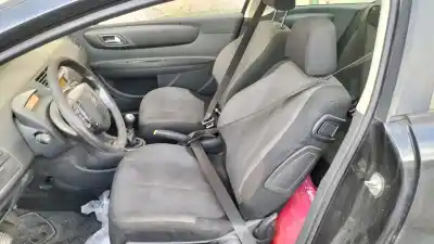 Veículo de Sucata citroen c4 coupe vtr do ano 2006 alimentado 9hx