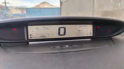 Veículo de Sucata citroen c4 coupe vtr do ano 2006 alimentado 9hx