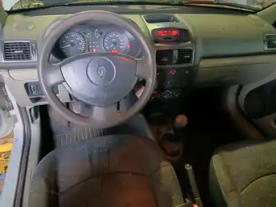 Утилизация автомобиля renault clio ii fase ii (b/cb0) base authentique года 2002 питание k9k704