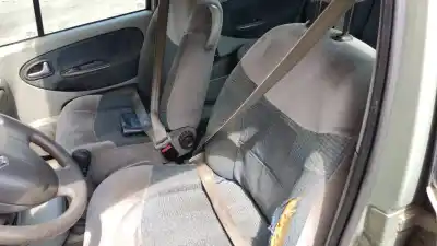 Scrapping Vehicle renault scenic (ja..) 1.9 dti diesel 80 cv / 59 kw of the year 2002 powered f9q744