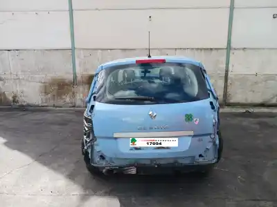 Veículo de Sucata renault scenic ii dynamique do ano 2009 alimentado f9q872