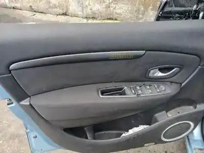 Veículo de Sucata renault scenic ii dynamique do ano 2009 alimentado f9q872