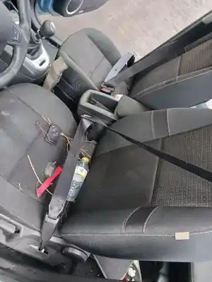 Veículo de Sucata renault scenic ii dynamique do ano 2009 alimentado f9q872