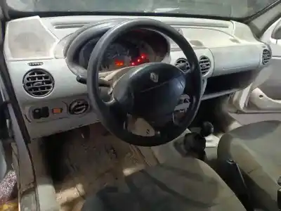 Здавання транспортного засобу renault kangoo (f/kc0) alize року 2002 потужний f8qp6 Здавання транспортного засобу renault kangoo (f/kc0) alize року 2002 потужний f8qp6