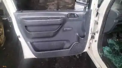 Здавання транспортного засобу peugeot expert combi standard року 1998 потужний dhx Здавання транспортного засобу peugeot expert combi standard року 1998 потужний dhx