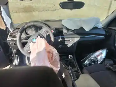 Veículo de Sucata bmw serie 1 berlina (e81/e87) 118d do ano 2008 alimentado n47d20a