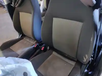 Veicolo di demolizione seat                                               cordoba berlina (6l2)                                                                                                                                                                                                                                      cordoba                                                                                                                                                                                                                                                    dell'anno 2002 alimentato 