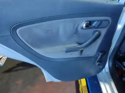 Veicolo di demolizione seat                                               cordoba berlina (6l2)                                                                                                                                                                                                                                      cordoba                                                                                                                                                                                                                                                    dell'anno 2002 alimentato 