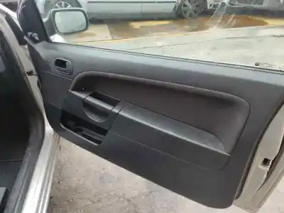 Sloopvoertuig ford fiesta (cb1) f6jb van het jaar 2008 aangedreven f6jb