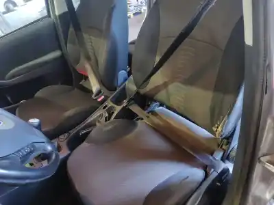 Sloopvoertuig fiat stilo (192) . van het jaar 2006 aangedreven 