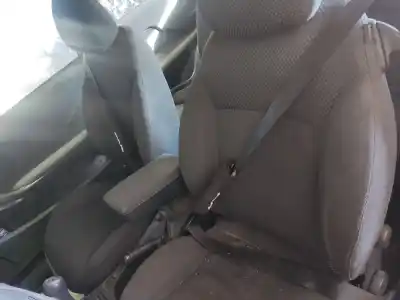 Здавання транспортного засобу fiat stilo (192) . року 2004 потужний 