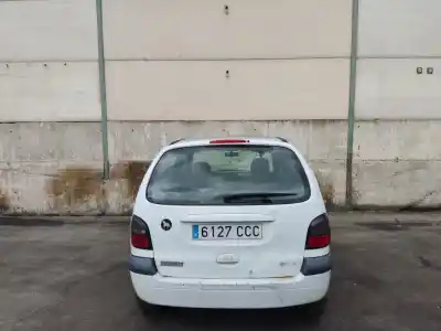Sloopvoertuig renault megane i scenic (ja0) 1.6 van het jaar 1996 aangedreven f9q732
