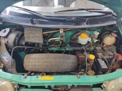 Sloopvoertuig nissan vanette cargo (hc23) * van het jaar 1995 aangedreven 