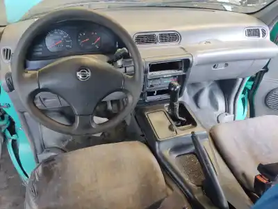 Sloopvoertuig nissan vanette cargo (hc23) * van het jaar 1995 aangedreven 