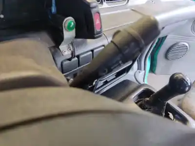 Sloopvoertuig nissan vanette cargo (hc23) * van het jaar 1995 aangedreven 