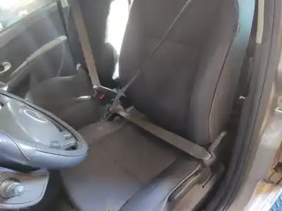 Здавання транспортного засобу renault clio iii (br0/1, cr0/1) 1.5 dci (br17 cr17) року 2009 потужний 