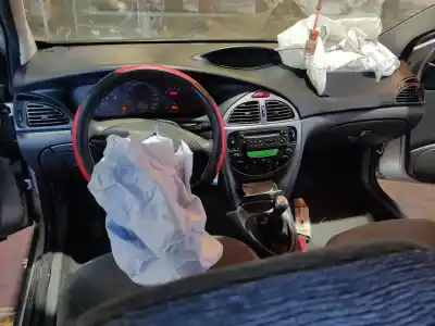 Verschrottungsfahrzeug citroen c5 berlina fastback des jahres 2003 angetrieben 