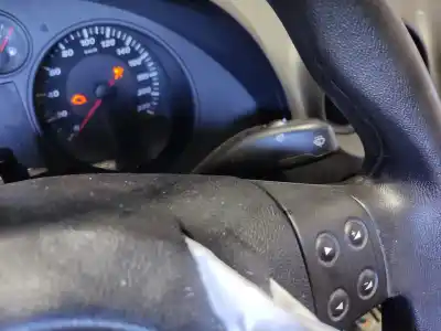 Sloopvoertuig seat cordoba berlina (6l2) cordoba van het jaar 2002 aangedreven 