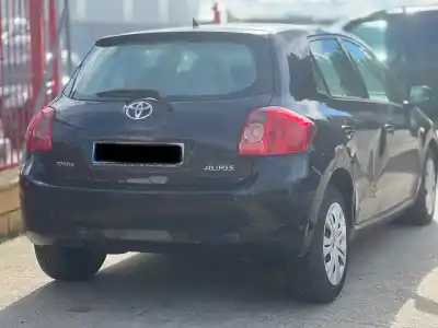 Veículo de Sucata toyota auris active do ano 2008 alimentado 1ndtv