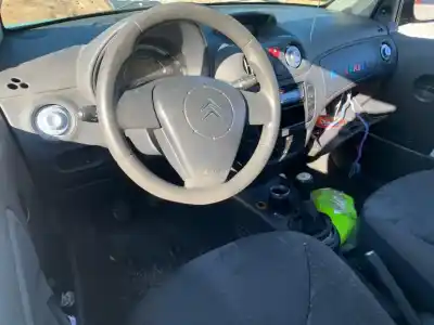 Veículo de Sucata citroen c2 x do ano 2004 alimentado hfx