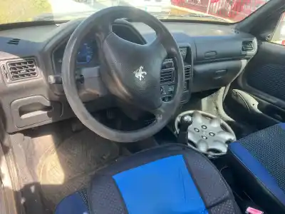 Veículo de Sucata peugeot 106 (s2) max d do ano 2002 alimentado vjx