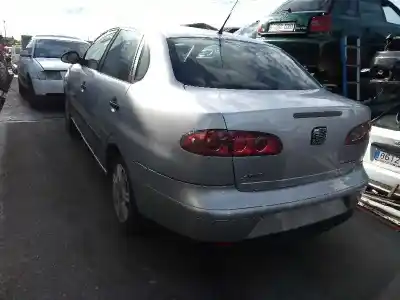 Veículo de Sucata seat cordoba berlina (6l2) cordoba do ano 2001 alimentado 
