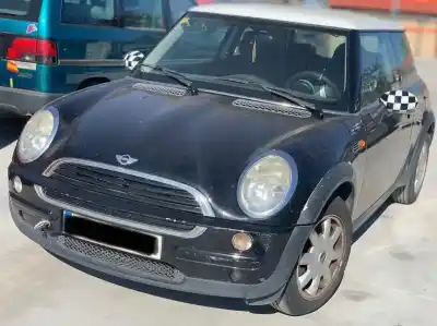 Здавання транспортного засобу mini                                               mini (r50,r53)                                                                                                                                                                                                                                             one                                                                                                                                                                                                                                                        року 2001 потужний w10b16a