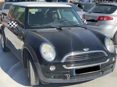 Здавання транспортного засобу mini                                               mini (r50,r53)                                                                                                                                                                                                                                             one                                                                                                                                                                                                                                                        року 2001 потужний w10b16a