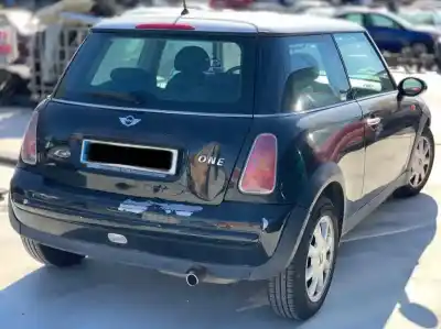 Здавання транспортного засобу mini                                               mini (r50,r53)                                                                                                                                                                                                                                             one                                                                                                                                                                                                                                                        року 2001 потужний w10b16a