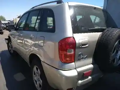 Scrapping Vehicle toyota rav 4 (a2) 1.8 16v cat of the year 2001 powered 1zzfe