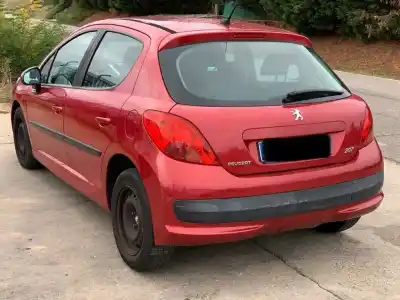 Veicolo di demolizione peugeot 207 x-line dell'anno 2006 alimentato kfu