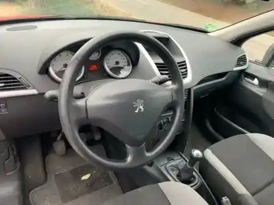 Veicolo di demolizione peugeot 207 x-line dell'anno 2006 alimentato kfu