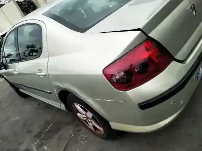 Veículo de Sucata peugeot 407 st confort do ano 2001 alimentado rhr