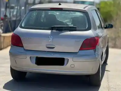 Veicolo di demolizione peugeot 307 (s1) xr dell'anno 2004 alimentato nfu
