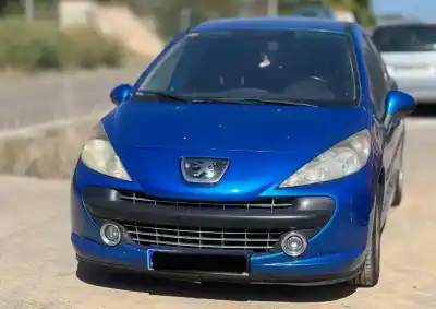 Veículo de Sucata peugeot 207 xs do ano 2006 alimentado kfu