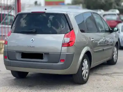 Vehicul casat renault                                            scenic ii                                                                                                                                                                                                                                                  grand dynamique                                                                                                                                                                                                                                            al anului 2007 alimentat m9ra7