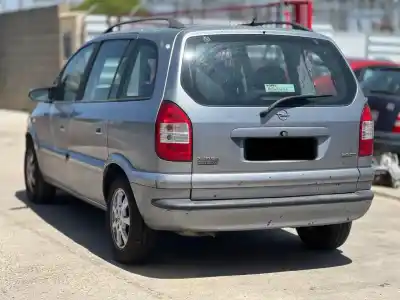 Veicolo di demolizione OPEL ZAFIRA A Elegance dell'anno 2004 alimentato Y20DTH