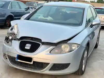 Veículo de Sucata SEAT LEON (1P1) Reference do ano 2005 alimentado BKC