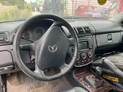 Здавання транспортного засобу mercedes-benz clase m (w163) 270 cdi (163.113) 163 cv / 120 kw року 2004 потужний om612963