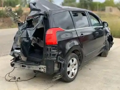 Scrapping Vehicle peugeot 5008 (0u_, 0e_) 1.6 hdi of the year 2010 powered 9hzdv6ted4