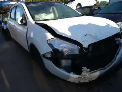 Scrapping Vehicle nissan qashqai (j10) acenta of the year 2001 powered m9r832